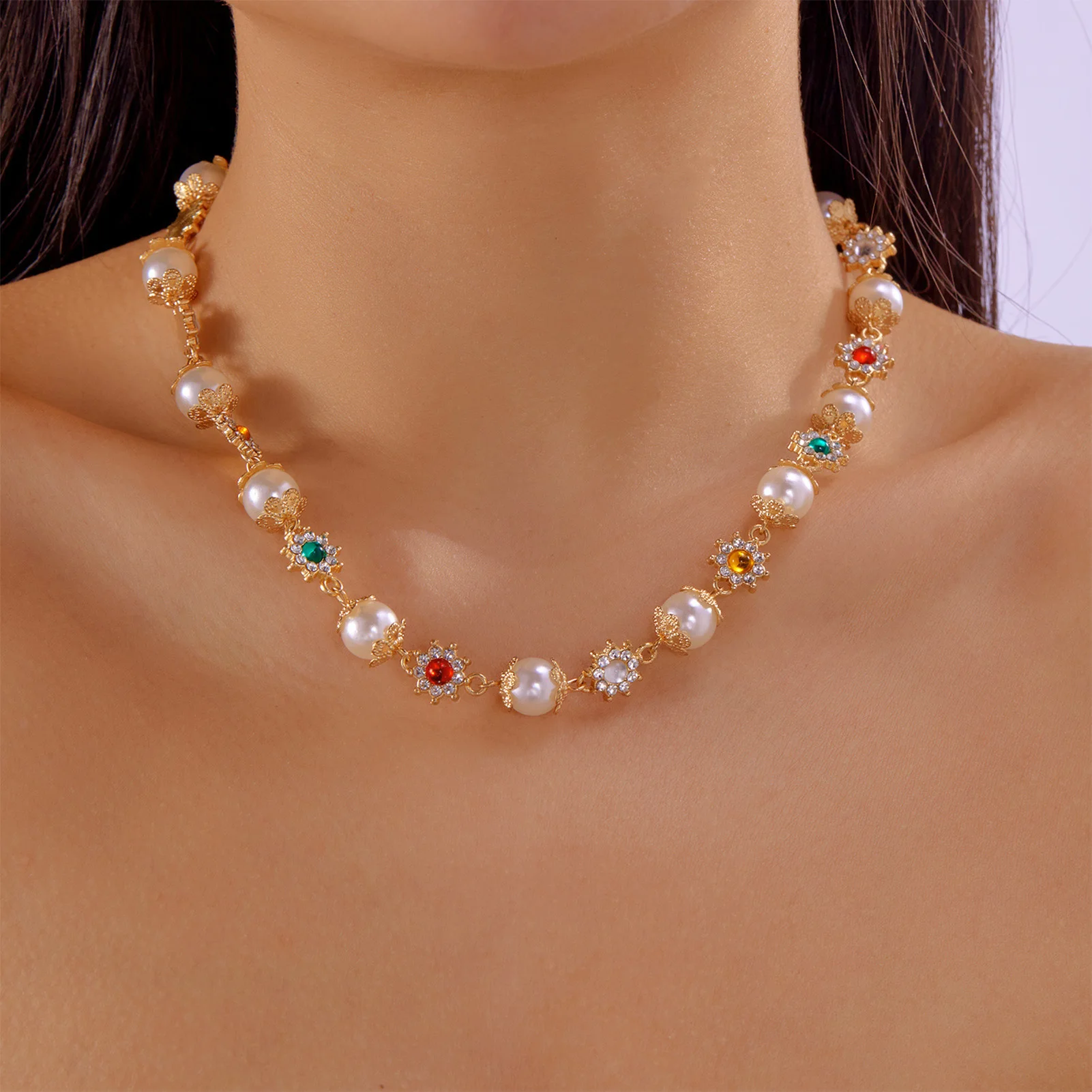 

Pearl Beaded Collarbone Necklace Flower Shape Rhinestone Design Chain Necklace Gifts for Mom Girlfriend Wife