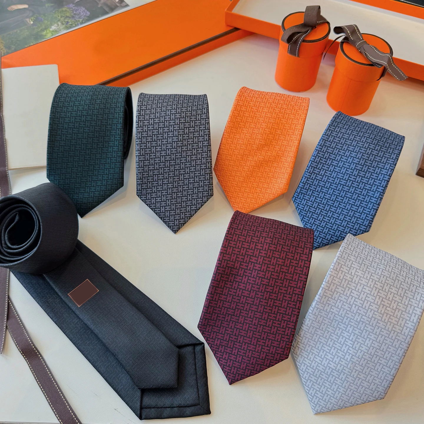 handcrafted-silk-tie-for-men-wedding-business-classic-letter-pattern-gift-boxed-suitable-for-all-suit-types-by-h-brand
