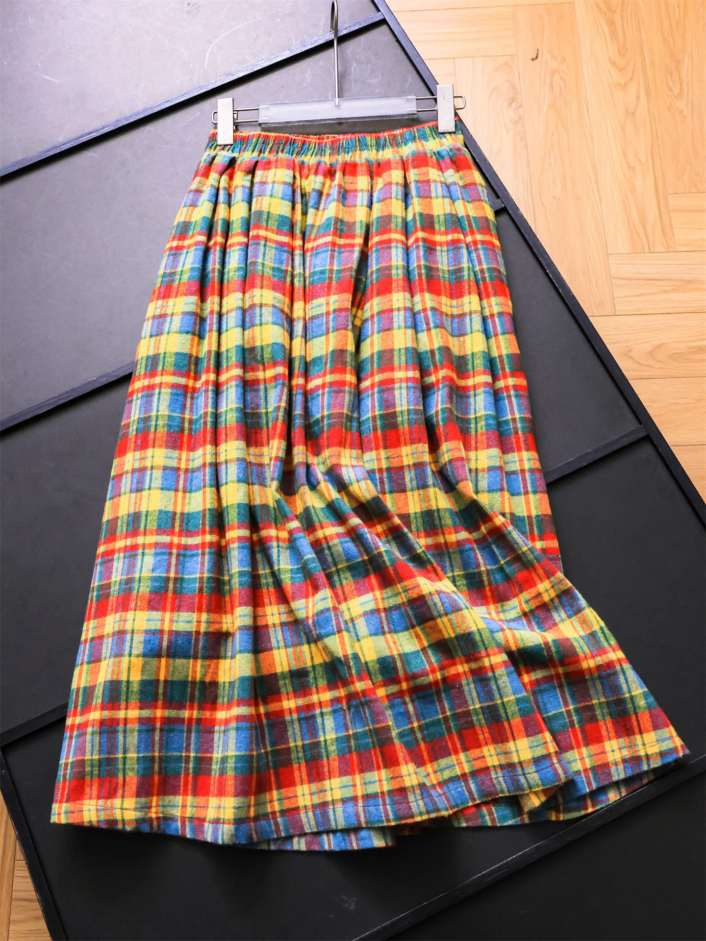 

Dopamine Colored Plaid Elastic Waist Fleece Lined Thickened Miniature Women's Skirt Midi Length Half Body Skirt Casual Style