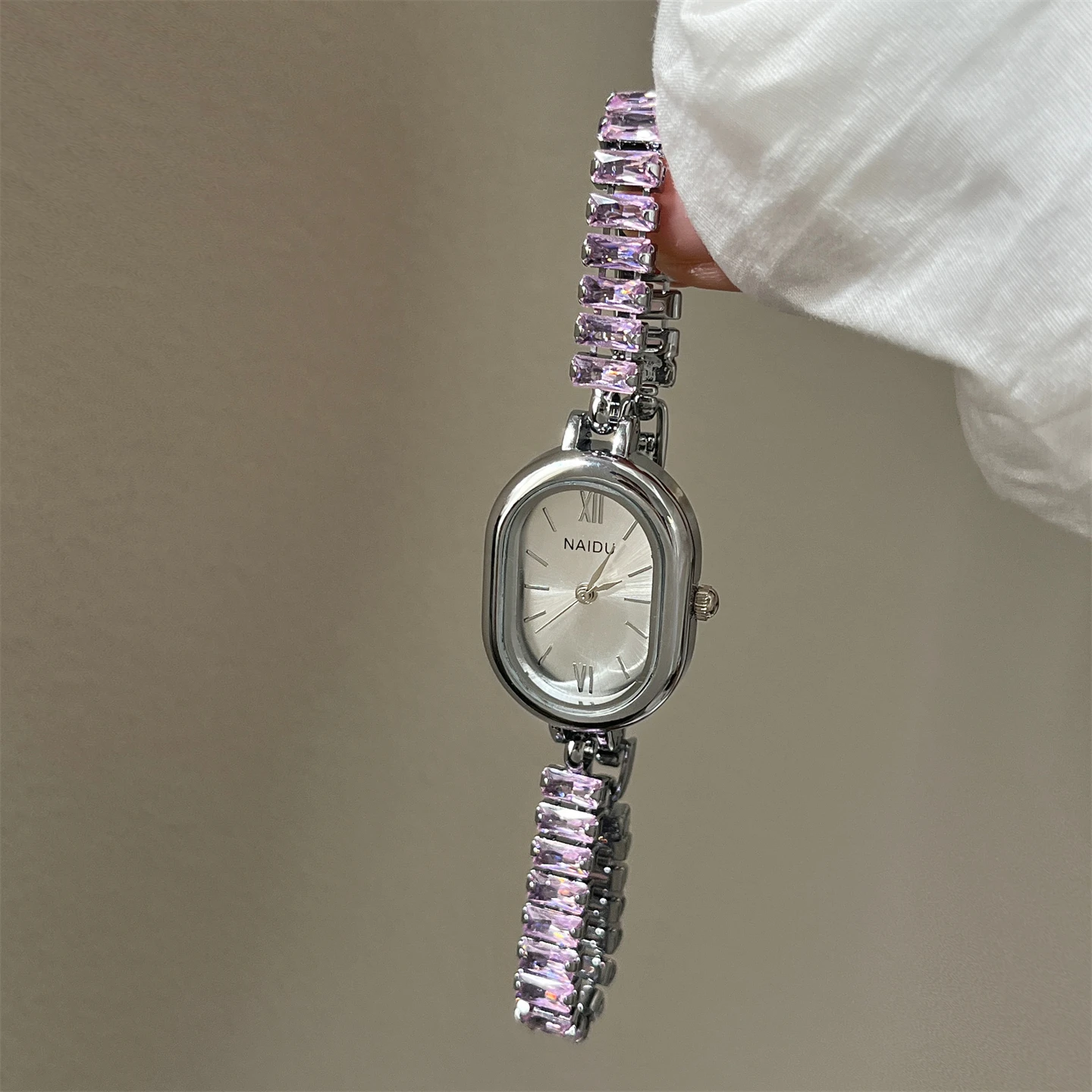 Design personality chain watch women's exquisite temperament quartz watch women high quality luxury watch birthday gift women