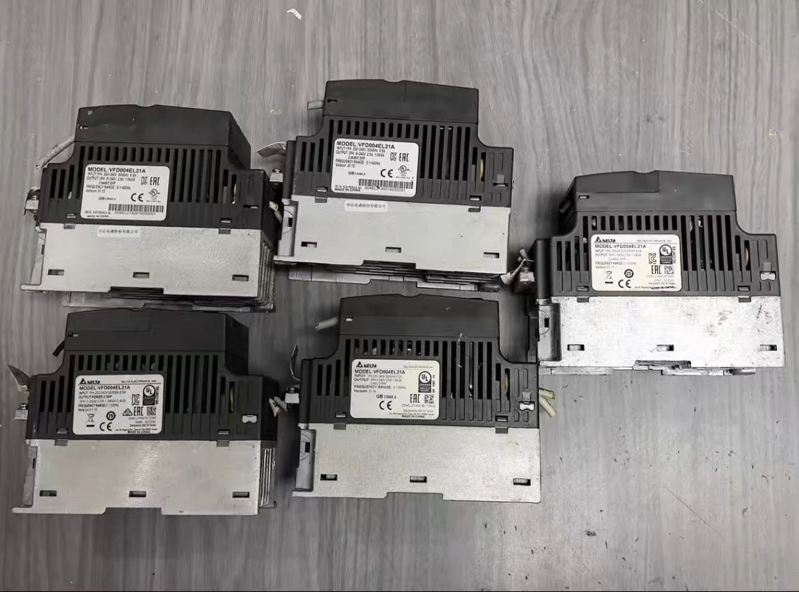 VFD004EL21A Inversor usado 0,4kw teste ok