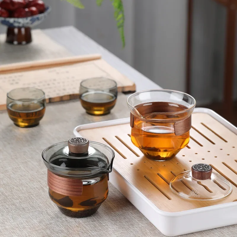 

Glass Tea Tureen Teacups Heat Resistant Scalding Teaware with Lid Japanese Handy Pot Kung Fu Tea Brewing Cup with Filtration