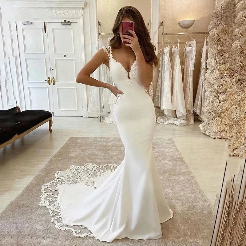 

ANGELSBRIDEP Deep V-Neck Mermaid Wedding Dresses Romantic Cap Sleeve Lace Appliques Backless Satin Bridal Gown Sweep Train