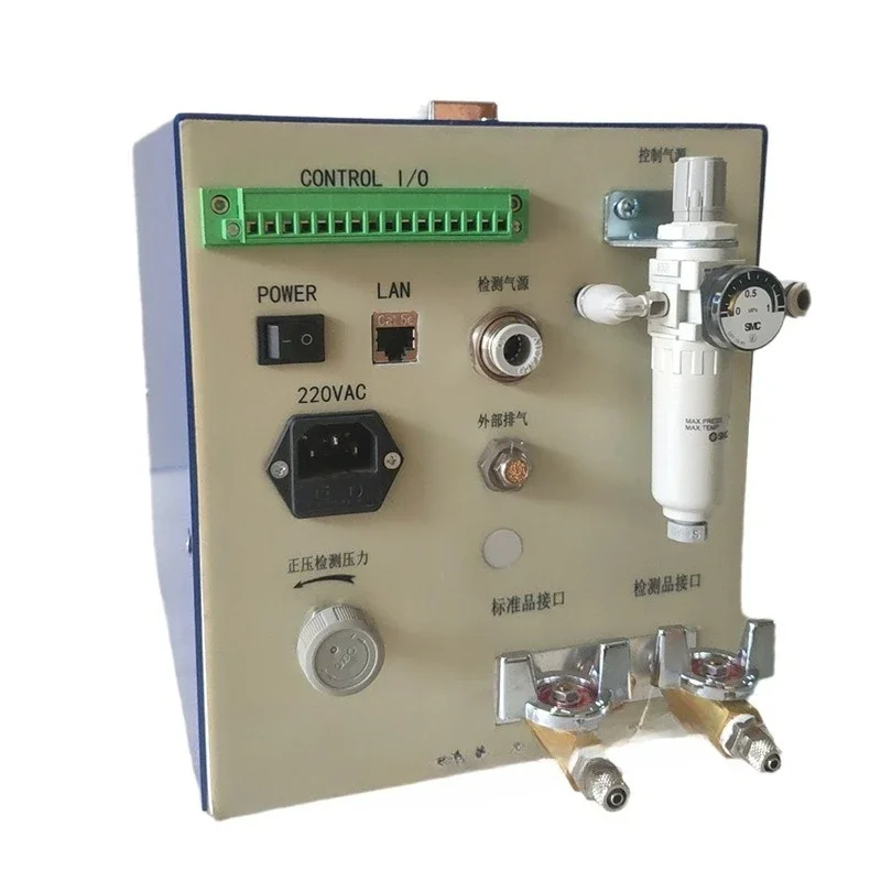 Differential pressure sensor, vacuum airtightness detector