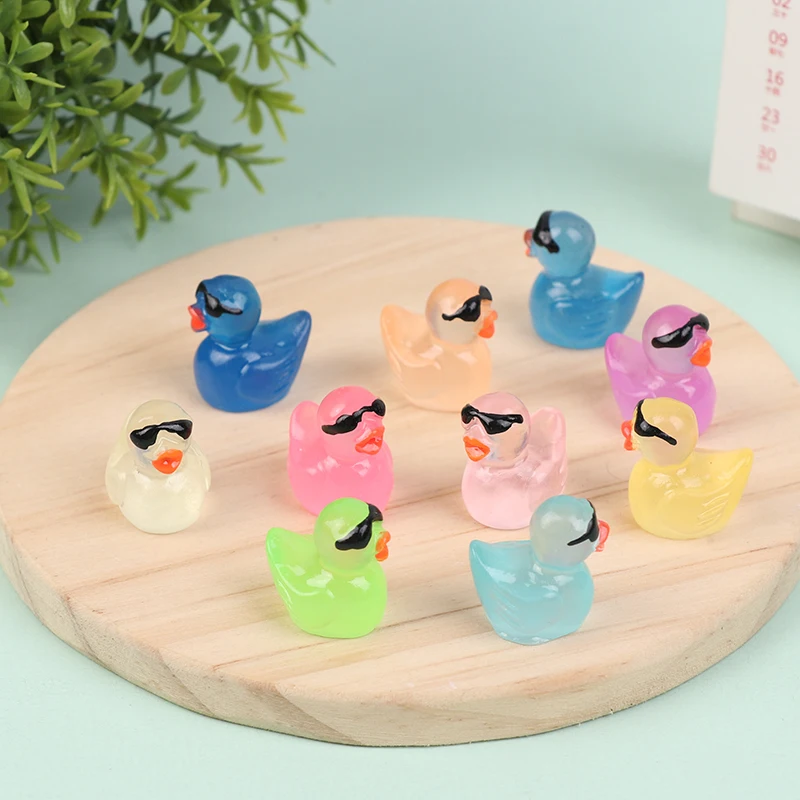 1Pc Mini Luminous Resin Ducks  Miniature Ornament Tiny Ducks For DIY Garden Dollhouse Duck Accessories