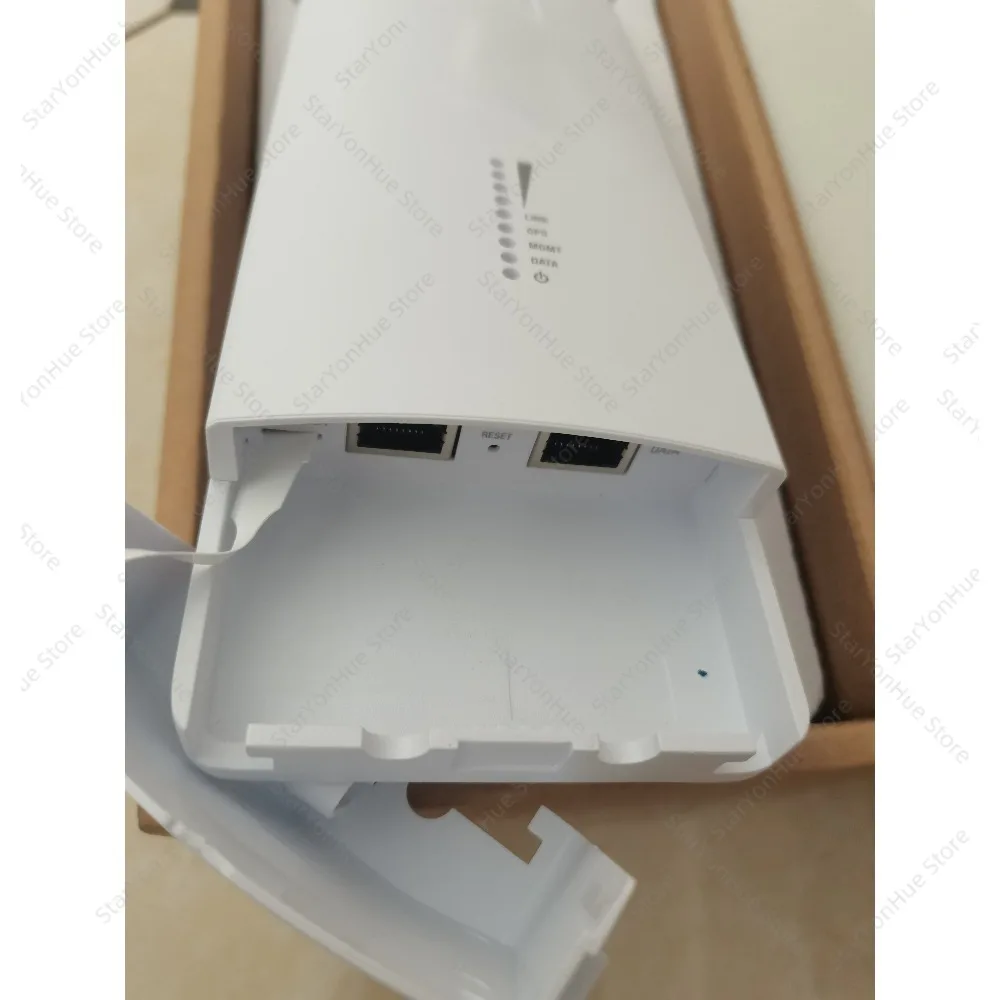 LTU-Rocket Gigabit Wireless Bridge, High Bandwidth Long Range PtMP Point-to-Multipoint Base Station Radio