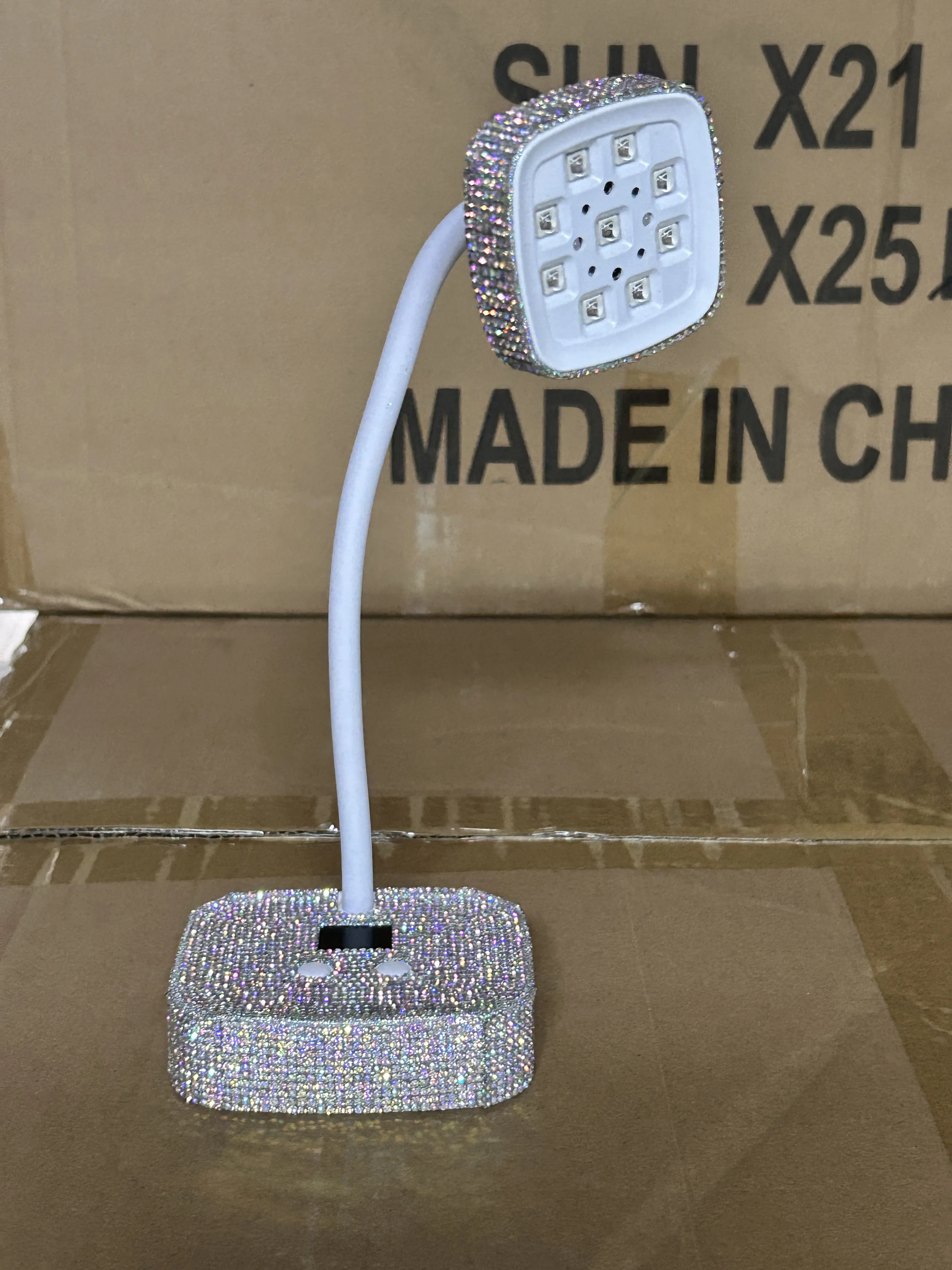 

Professional Nail Lamp LED UV Nail Dryer With Silver Rhinestone Rechargeable With Auto Sensing Fast Drying Nail Light For Salon