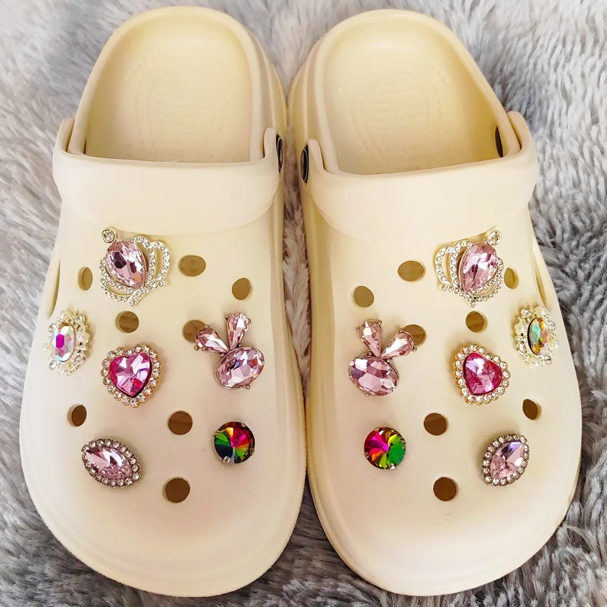 Pink Diamond Crown Rabbit Series Beautiful Adornment for Clogs Sandals Lovely Charms for Crocs Ins Popular Kids Boys Girls Gifts