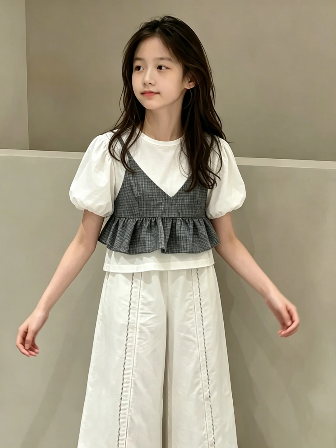 

Girls Short Sleeve T-Shirt Children's Summer Clothes Thin Casual White Top Medium Large Children's Fashionable Trendy Clothes