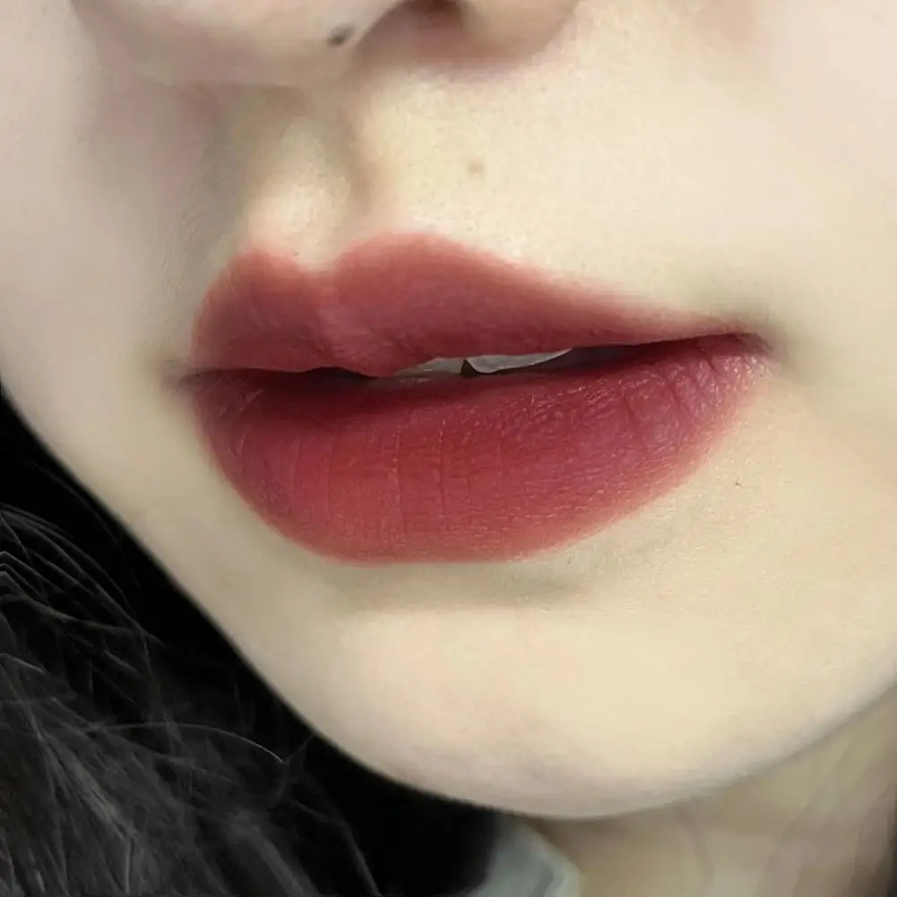 Bálsamo labial suave de diferentes colores, maquillaje labial suave