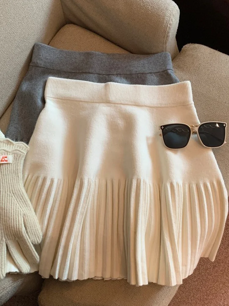 

Emily Clud Recommended Sweet And Spicy Girl Pleated Knitted Skirt Women's Autumn Winter Small Size A-Line Half-length Skirt