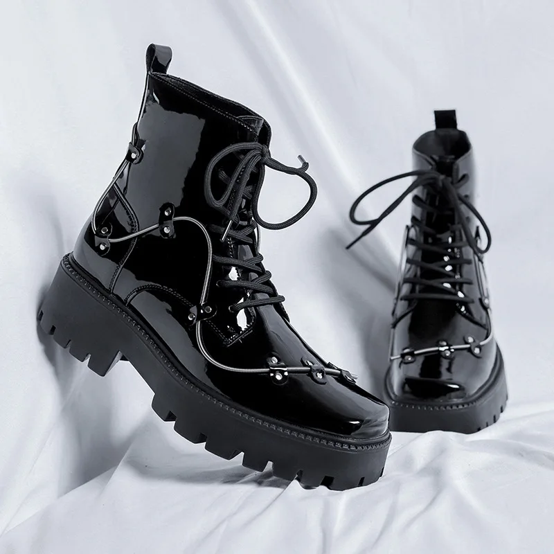 Retro British Style Thick Sole Patent Leather Boots Women Black Square Head All-Match Niche Design Lace Up Metal Decor Boot