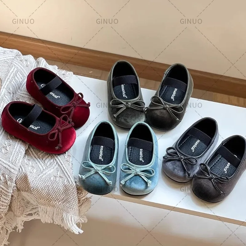 

Детские лоферы 2026: Новая корейская версия, мягкая подошва, модные туфли для малышей, нескользящие, для дома и прогулок