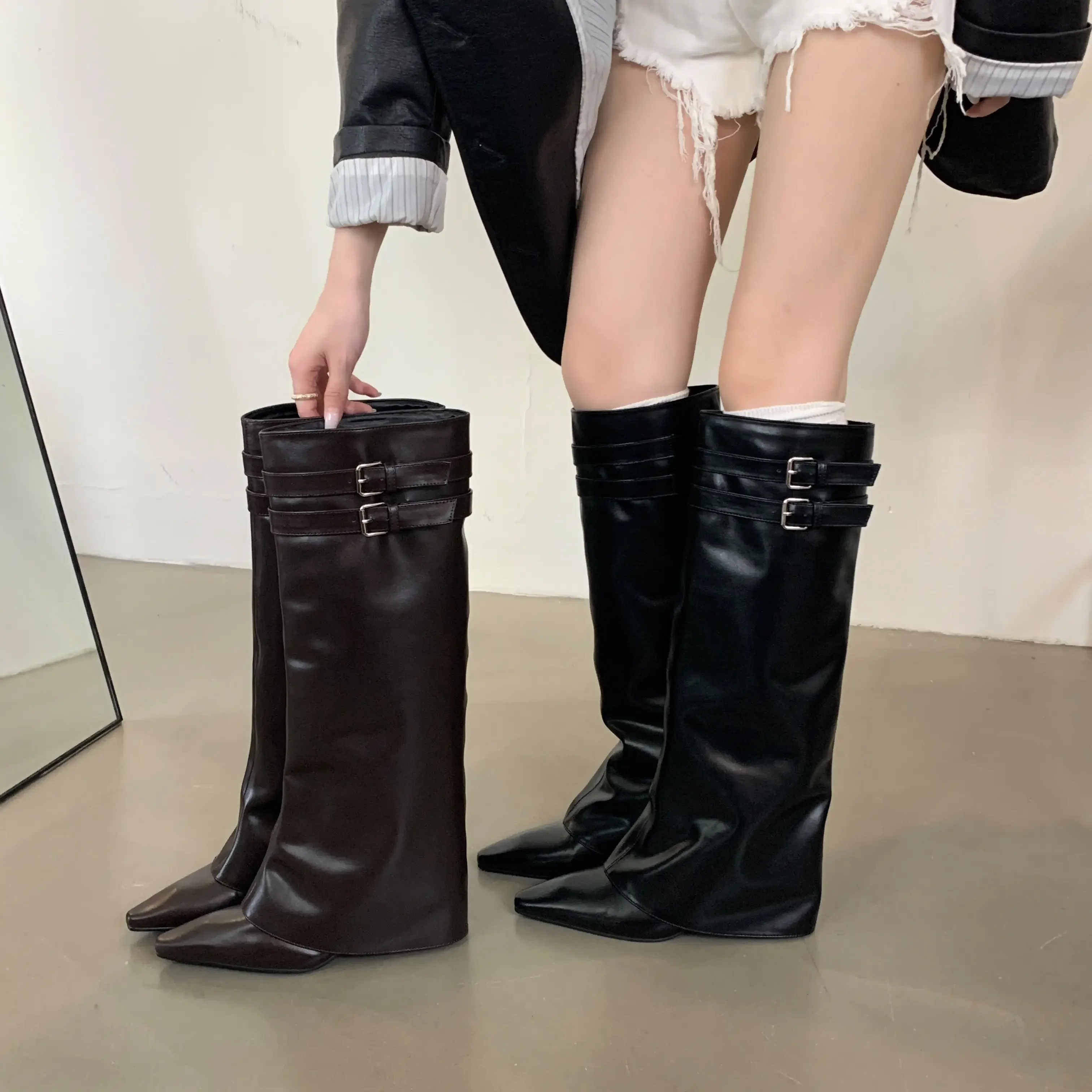 Winter Women Cowboy Boots Fashion Slip On Belt Buckle Ladies Elegant Long Pipe Boots Casual Thick Heel Women's Boot