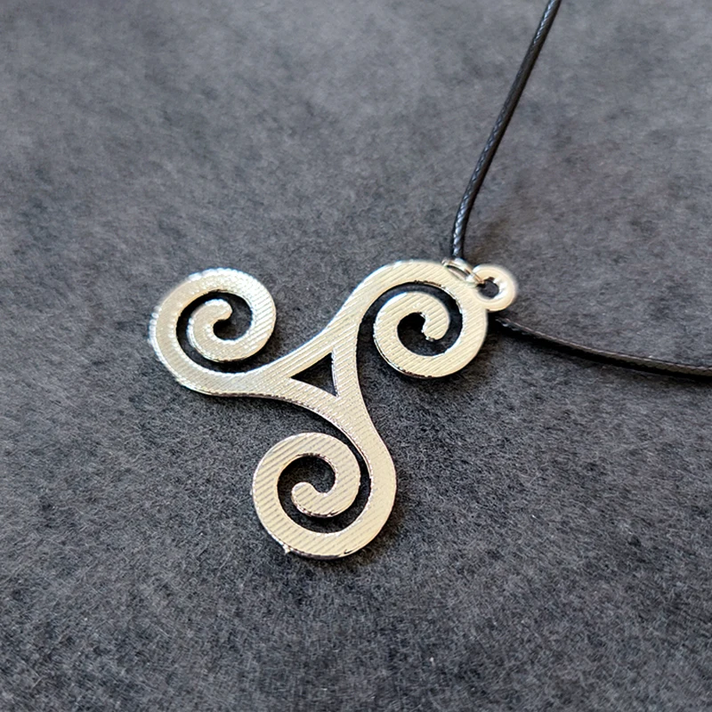 Allison Argent Teen Wolf Necklaces Triskele Triskelion Inspired Round Pendants Necklace for Women Men Jewelry Accessories Gifts