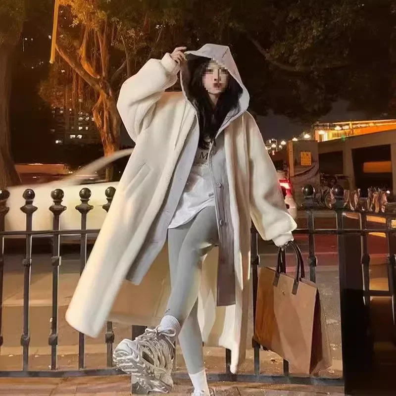 سترة أنيقة طويلة من فراء الضأن بثلاثة ألوان، ملابس خارجية عصرية فضفاضة لخريف وشتاء، سترة نسائية بقلنسوة