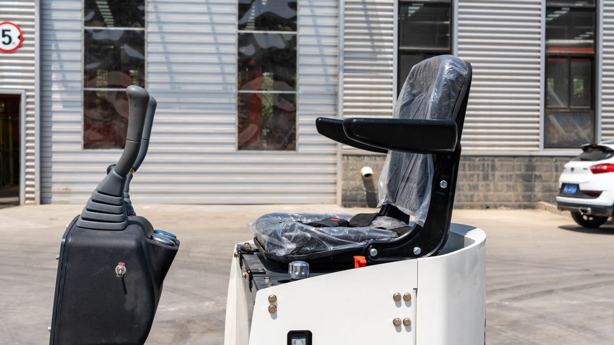 Quick Delivery Mini Excavator 1Ton EPA EURO5 Engine Small Crawler Excavator 1000kg High Quality Small Digger Customized