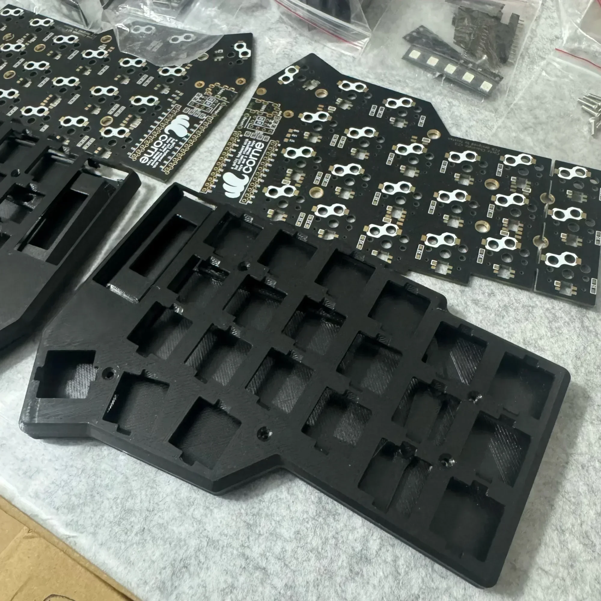 Personalizzato Corne V3 Choc Materiale tastiera divisa a basso profilo Bluetooth Wireless Github RGB Horn Kit tastiera meccanica divisa Gamer