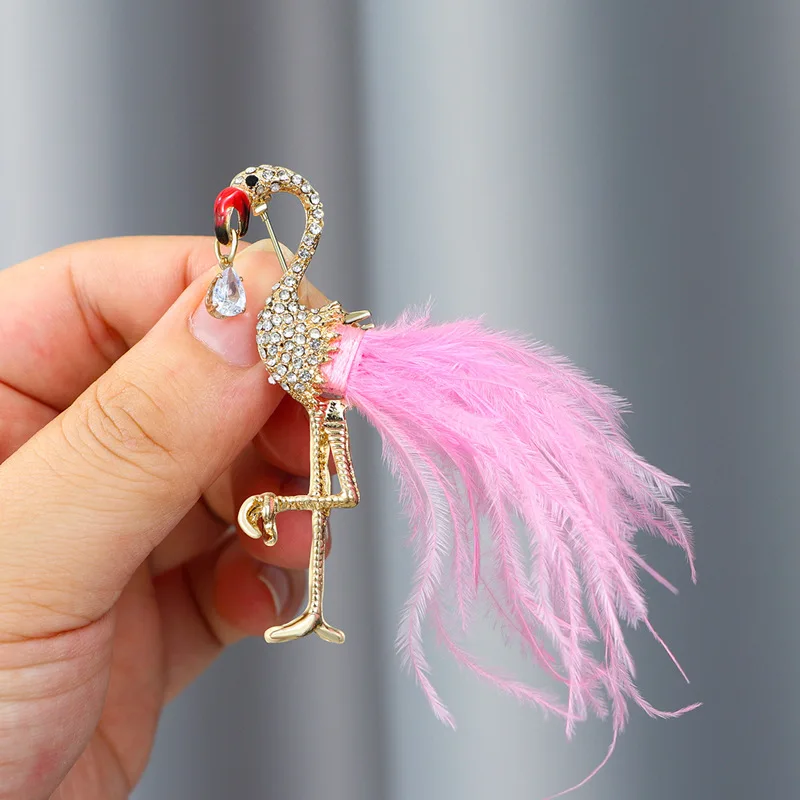 

Fashion New Feather Flamingo Brooch High-End Female Fashion Coat Suit Accessory Personalized Pin Flower