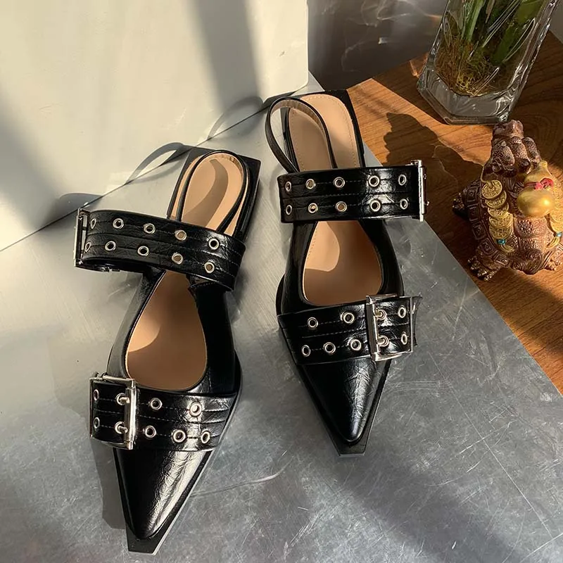 Fashion Gladiator Sandals Women Flats Shoes Ladies Flats Shoes New In Buckle Strap Pointed Toe Casual 2024 Female Sandals Mules