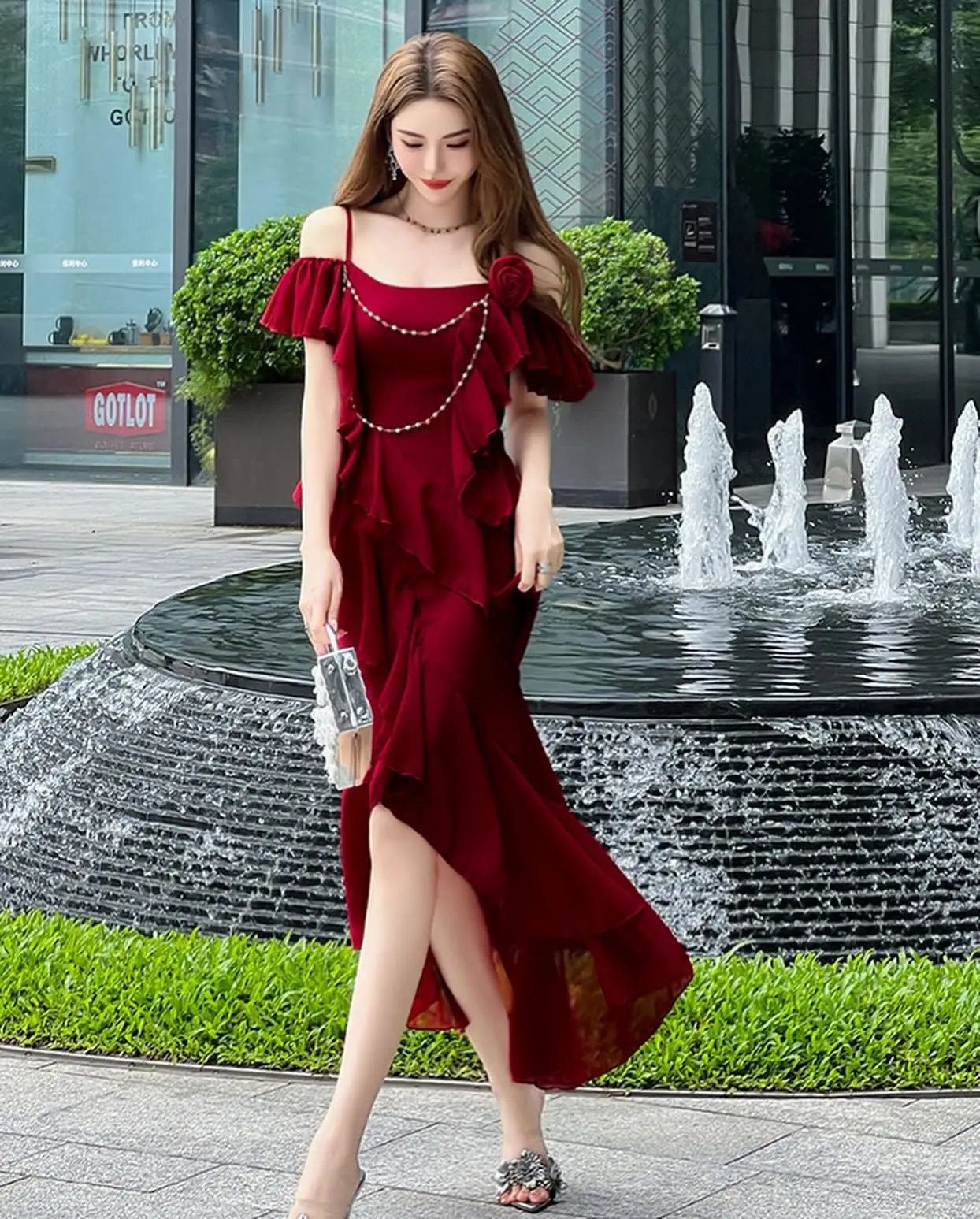 

Customized Delicate Chiffon 3D Flowers Pearls Beading Evening Dresses Sexy Boat Neck Celebrity Gowns Custom Size Prom