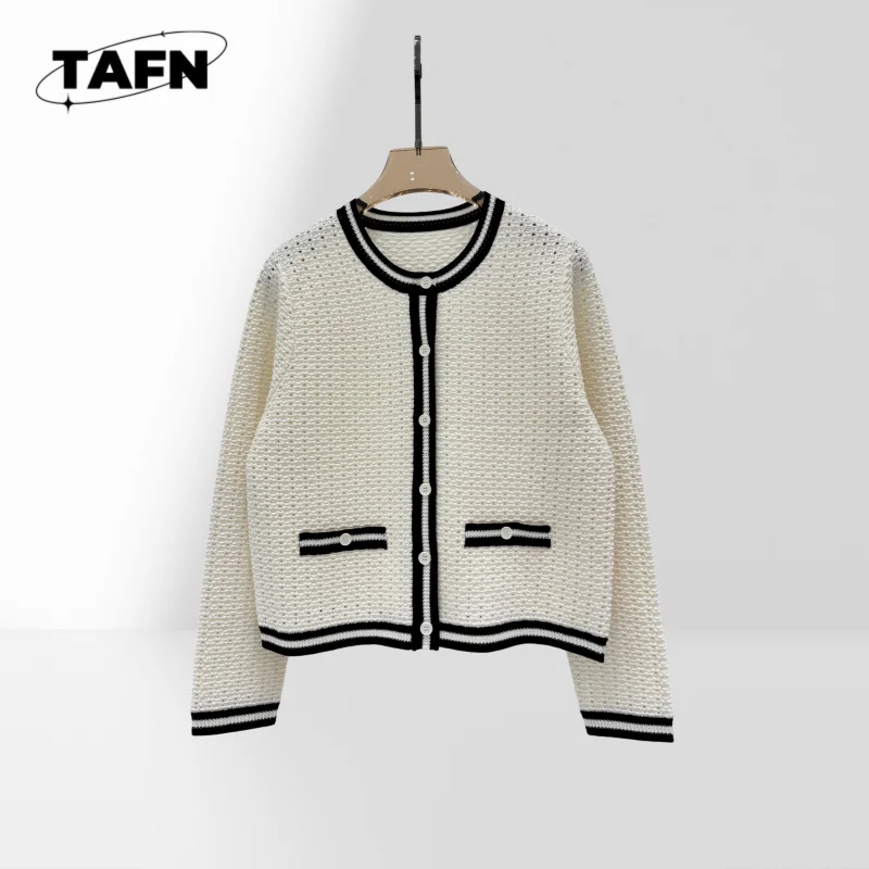 

25 Vintage Cashmere Cardigan – High-Quality Knitwear for Casual Elegance Premium Quality for 2025 Casual Outings AI1443
