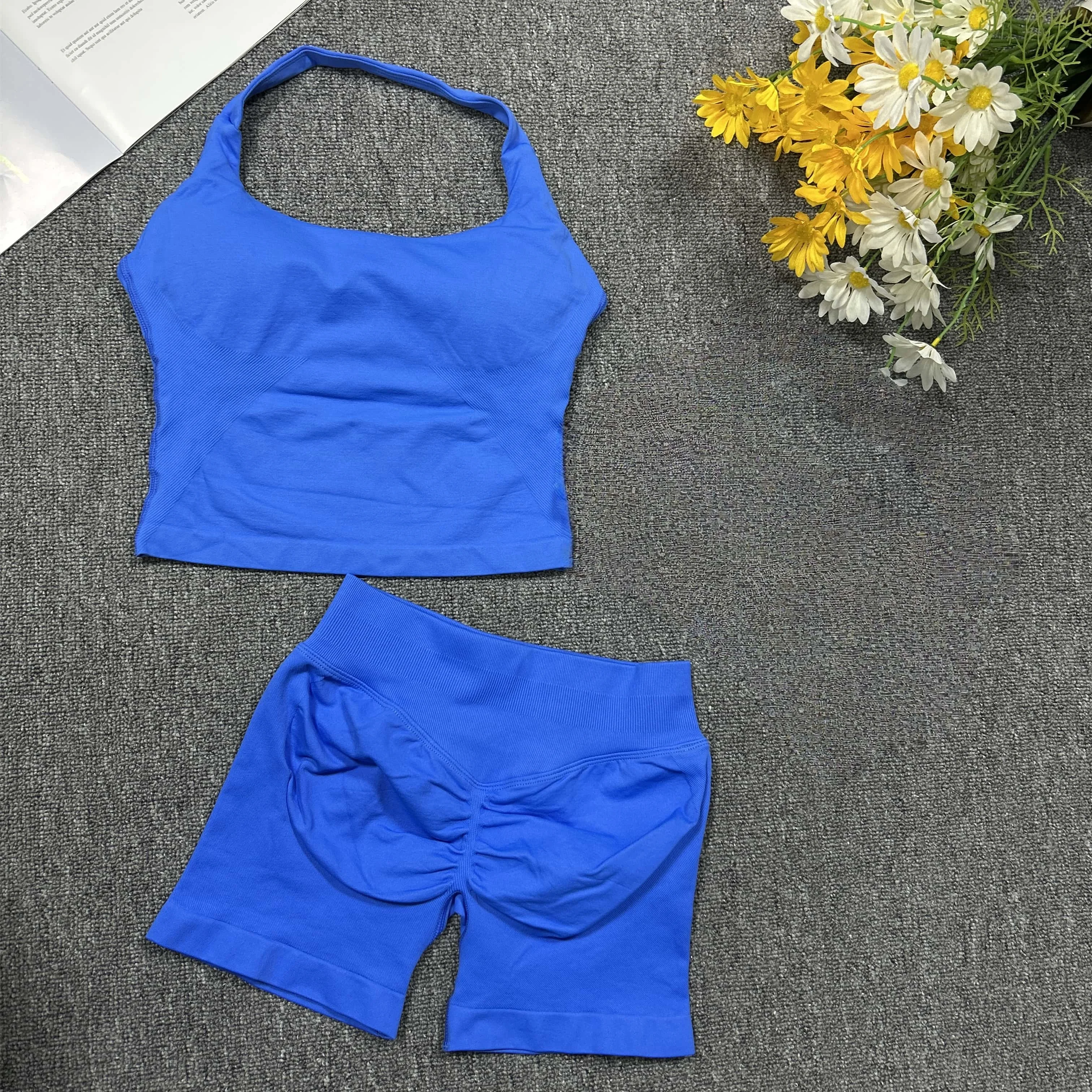 Рисунок 6 - Топ с лямкой на бретельках