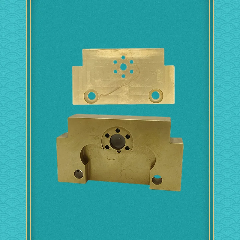 وحدة مساعدة للدليل السفلي M147 X053C884G52 لوحة نحاسية لقطع غيار سلسلة ميتسوبيشي MS-WEDM