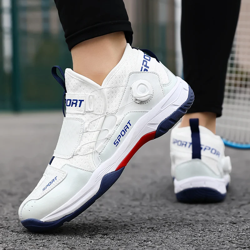 

2025 Football Shoes New Original Men FG Soccer Shoes Society Professional Football Boots Women Comfortable Football Shoes Non Sl