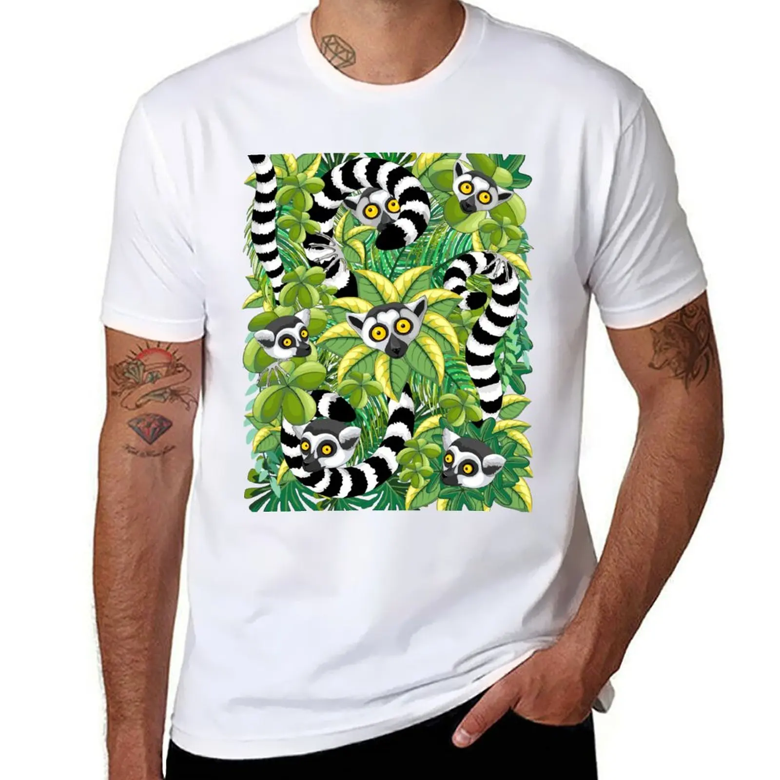 

Lemurs in Madagascar Rainforest T-Shirt Big and Tall Casual T-Shirt