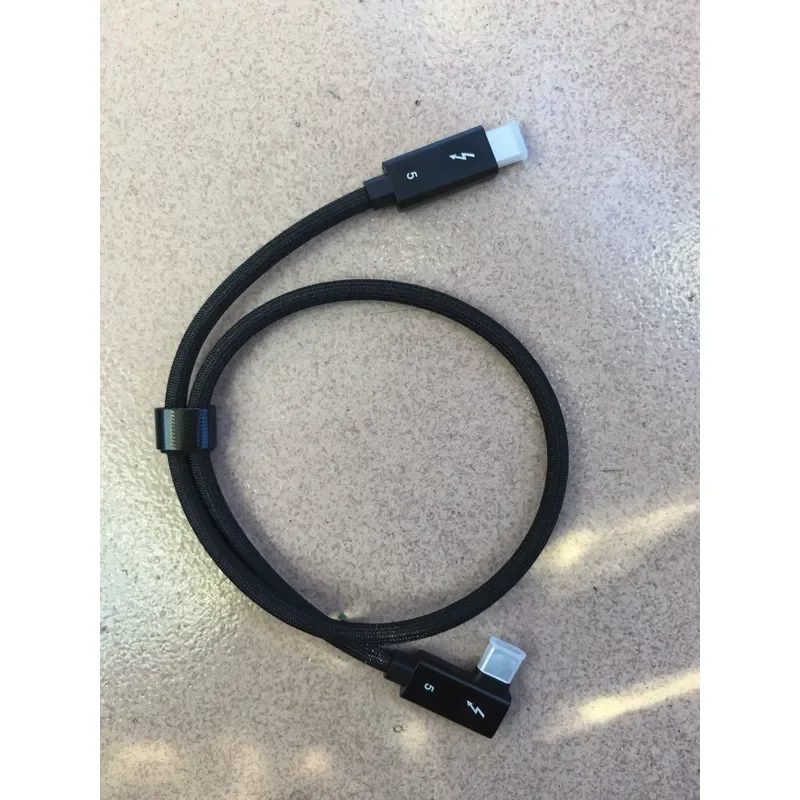 for Thunderbolt 5 Single Curved Data Cable Braided Wire Body Soft Durable Smooth Insertion Unplugging Without Hurting