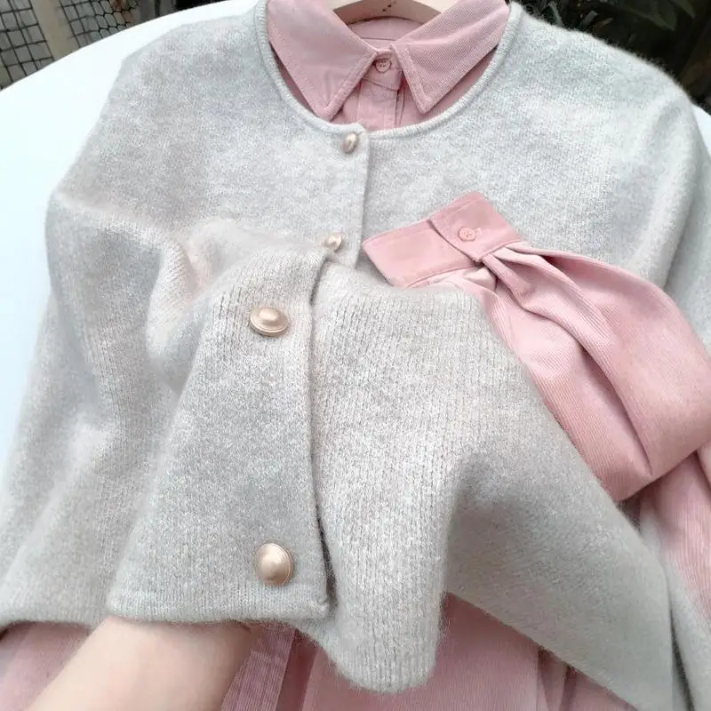 

Slimming round Neck Knitted Vest Women's Loose Shoulder Top Single Button Gold Buckle Casual Versatile Short Length Knitwear