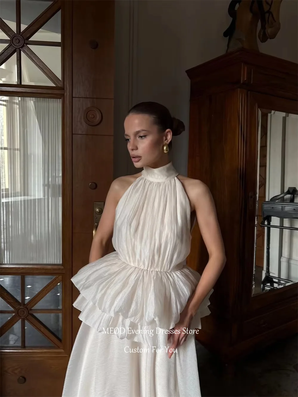 

MEOD Halter Neck A Line Wedding Dress Sleeveless Chiffon Bridal Gown Elegant Ruffled Peplum Waist Robe De Mariée Customized