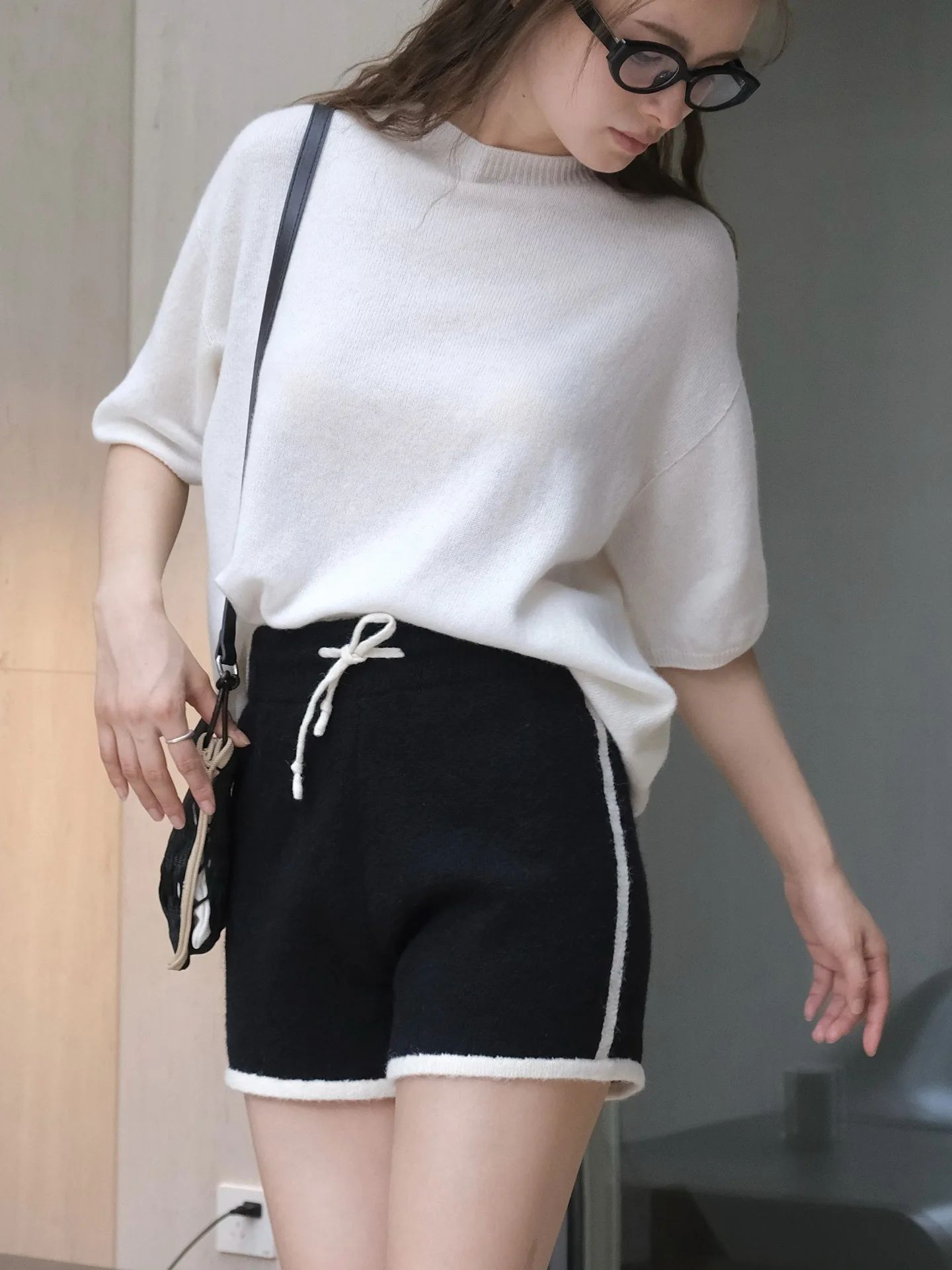 Summer women's casual solid color high waisted slim fit shorts