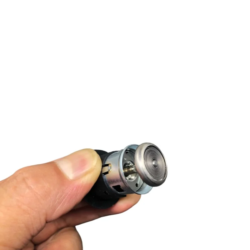 1Pcs For Audi A6 C5 C6 C7/A4/Q5/Q7/A8/A5/Volkswagen Sagitar/Magotan Car Cigarette Lighter Core Head Accesories Car Stuff 3