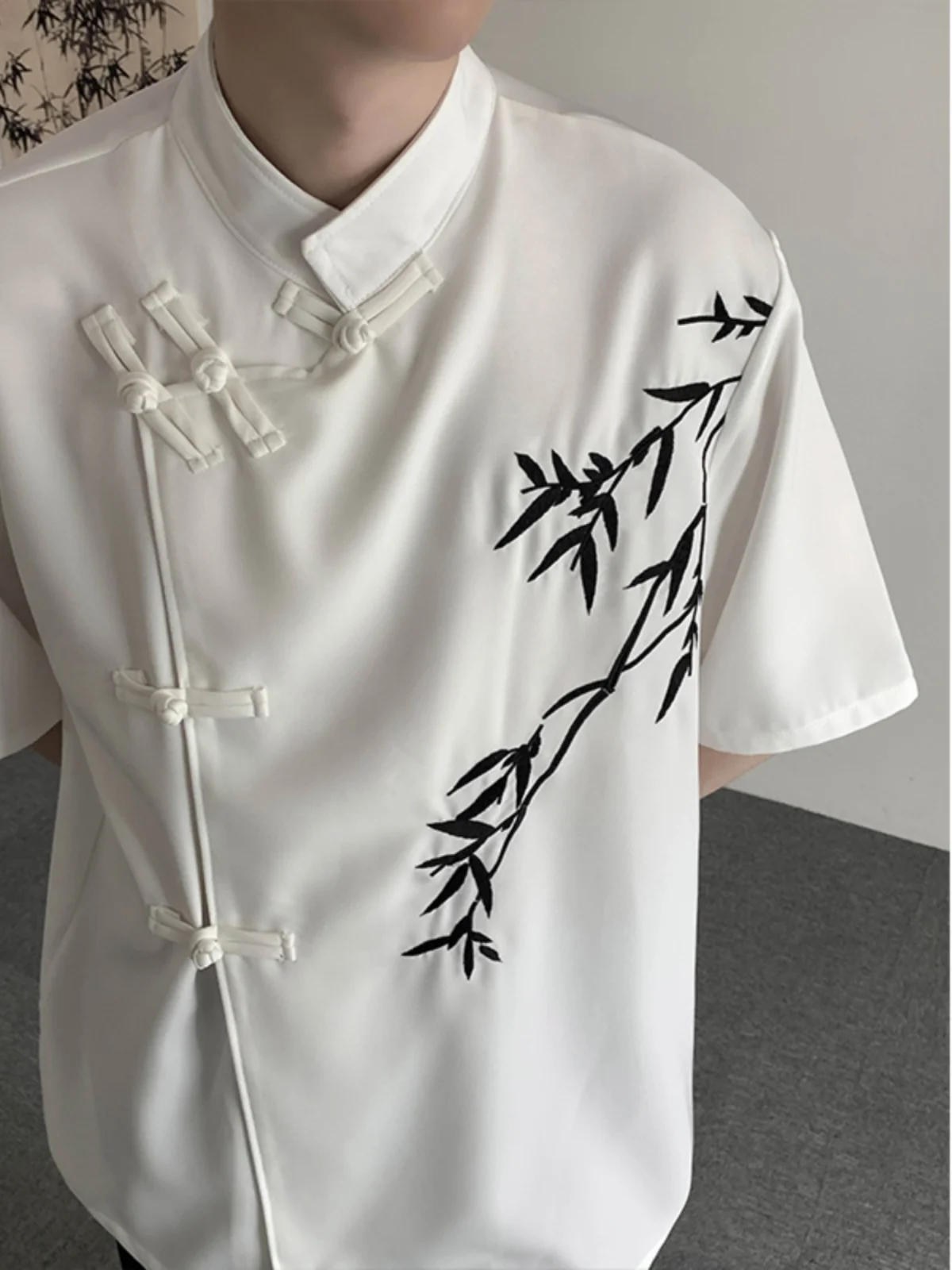 

New Chinese Zen Sle Men's irt Bamboo Embroidery ort Sve Design Summer Faion Trend Loose Fit Polyester Fiber