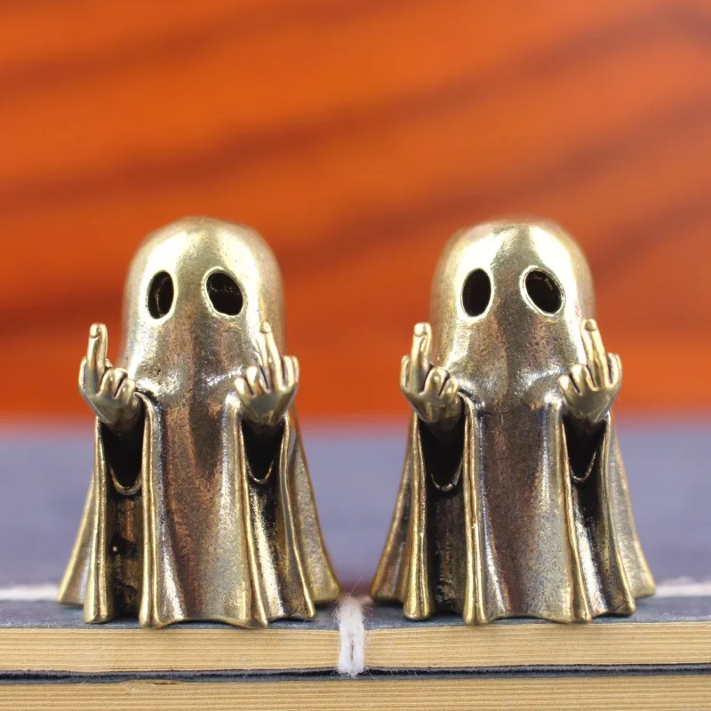 Vintage Brass Halloween Ghost Figurine Creative Sarcastic Phantom Statue Ornament Mini Spooky Desktop Decor Home Halloween Gift