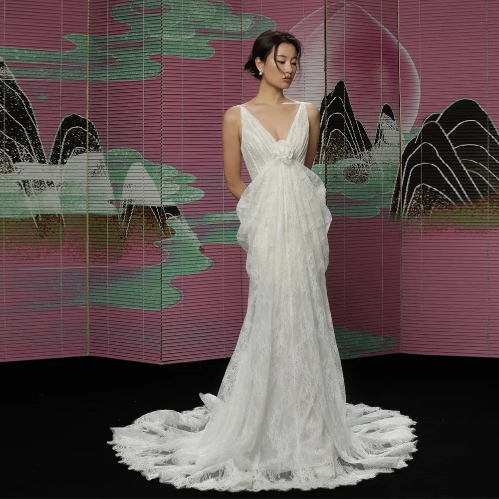 

Romantic Deep V Neck Lace Wedding Dress Ivory A Line Sweep Train Classic Bridal Gowns Elegant Sleeveless Bridal Photoshoot Dress