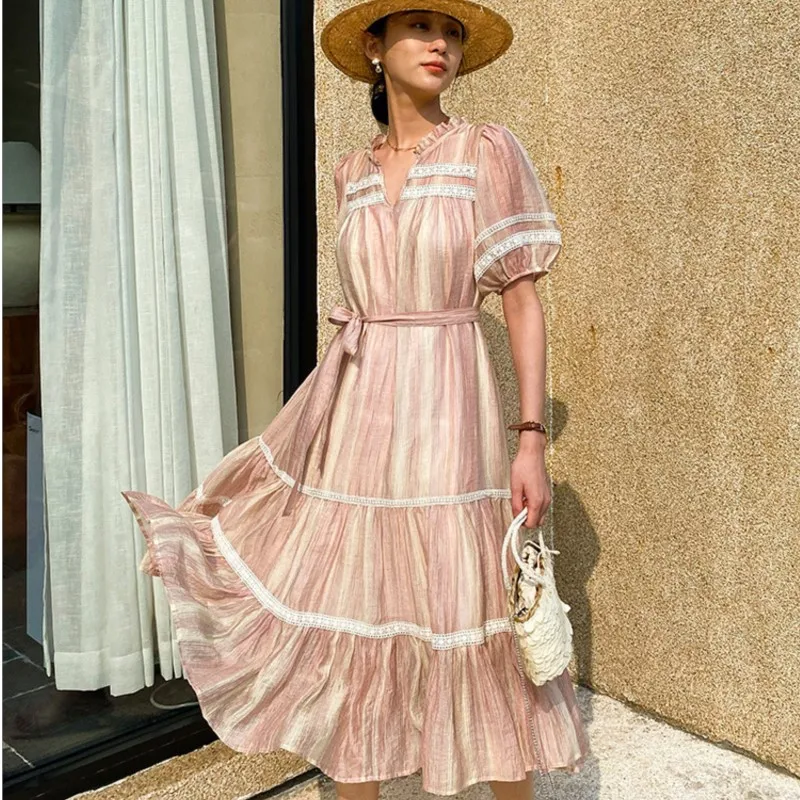 

2025 Summer New Bohemian Holiday Dress Pink Short Sleeve V-Neck Beach Dresses Women's Lace A-Line Hem Casual Midi Dress