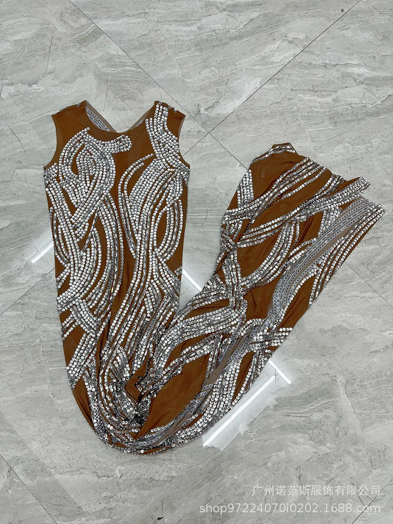 Zomer hoge split diamanten avondjurk werkplek avond bedrijf jaarlijkse bijeenkomst dansvoorstelling kostuum emcee ondertekening vestidos