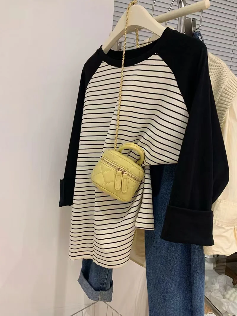 

plus Size Women's Striped Long Sleeve T-Shirt Shoulder Insert Loose Fit Slimming Spring Autumn Top for Heavy Girls