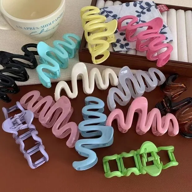 Colorful Jelly Wave Hair Claw Hairpin Women Girl Fashion Design Korean Shark Clips Simple Irregular Hair Clip Headwear Wholesale