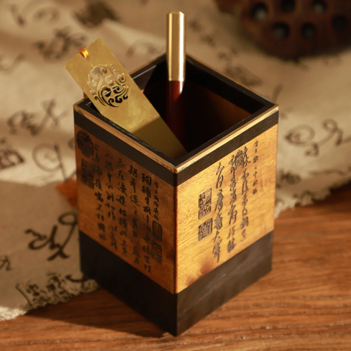 Antique pen holder Red solid wood creative office storage ornament lettering commemorative gift Square pen holder Pen bucket