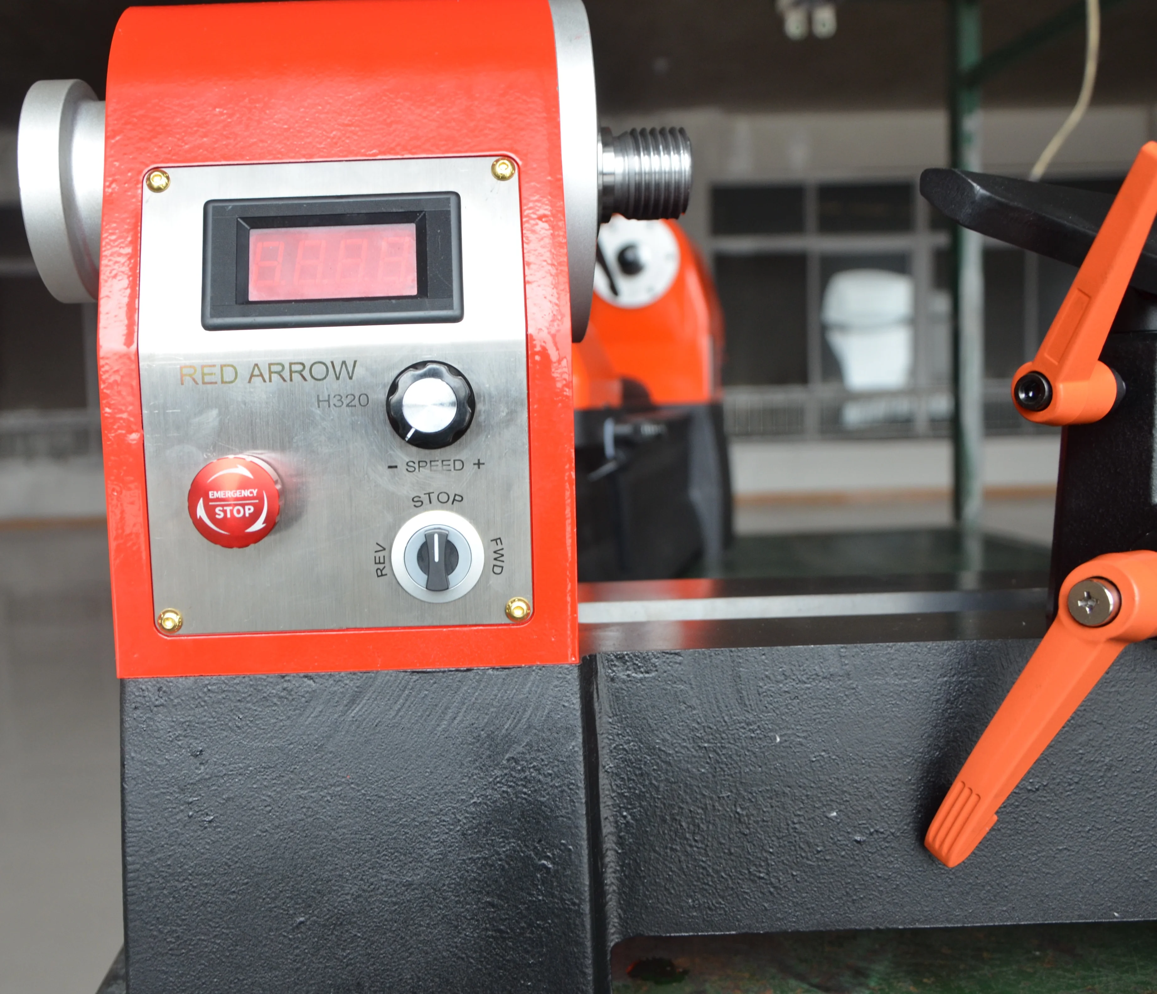 Woodturning Lathe Machine for Wholesale High Quality Multifunctional Low-Automatic Anti-Wear Motor Engine Core New Construction