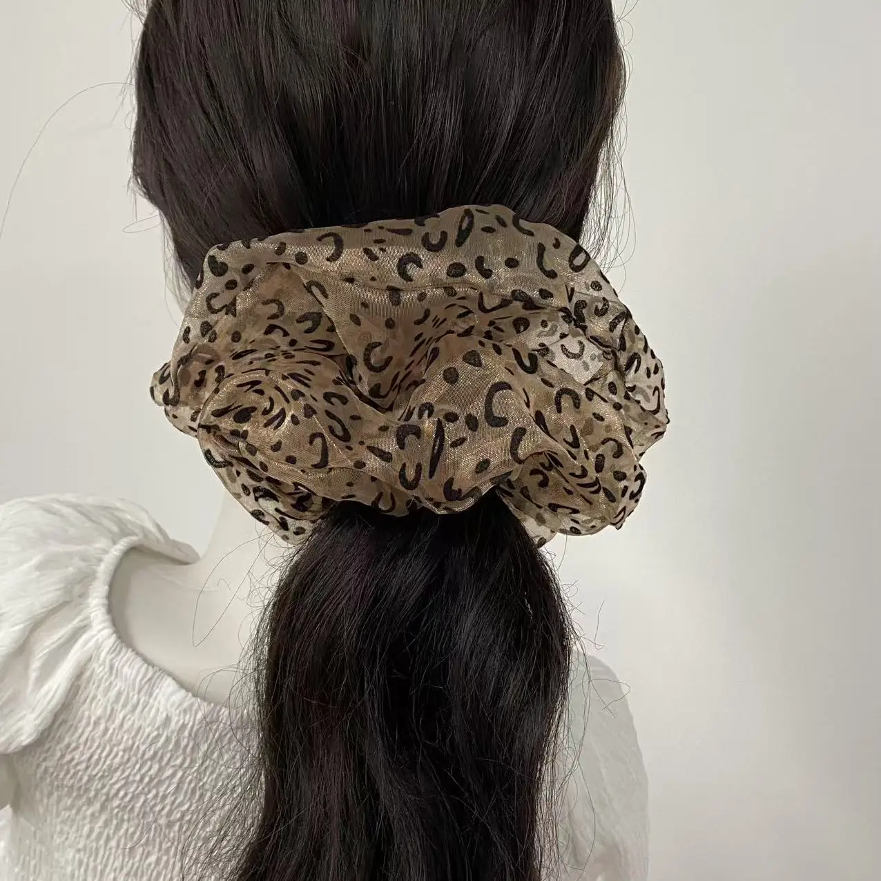 1pc 레오파드 프린트 Organza 헤어 스크런치 세트, 2 - 피스 세련된 헤어 타이, 여성을 위한 세련된 헤어 액세서리