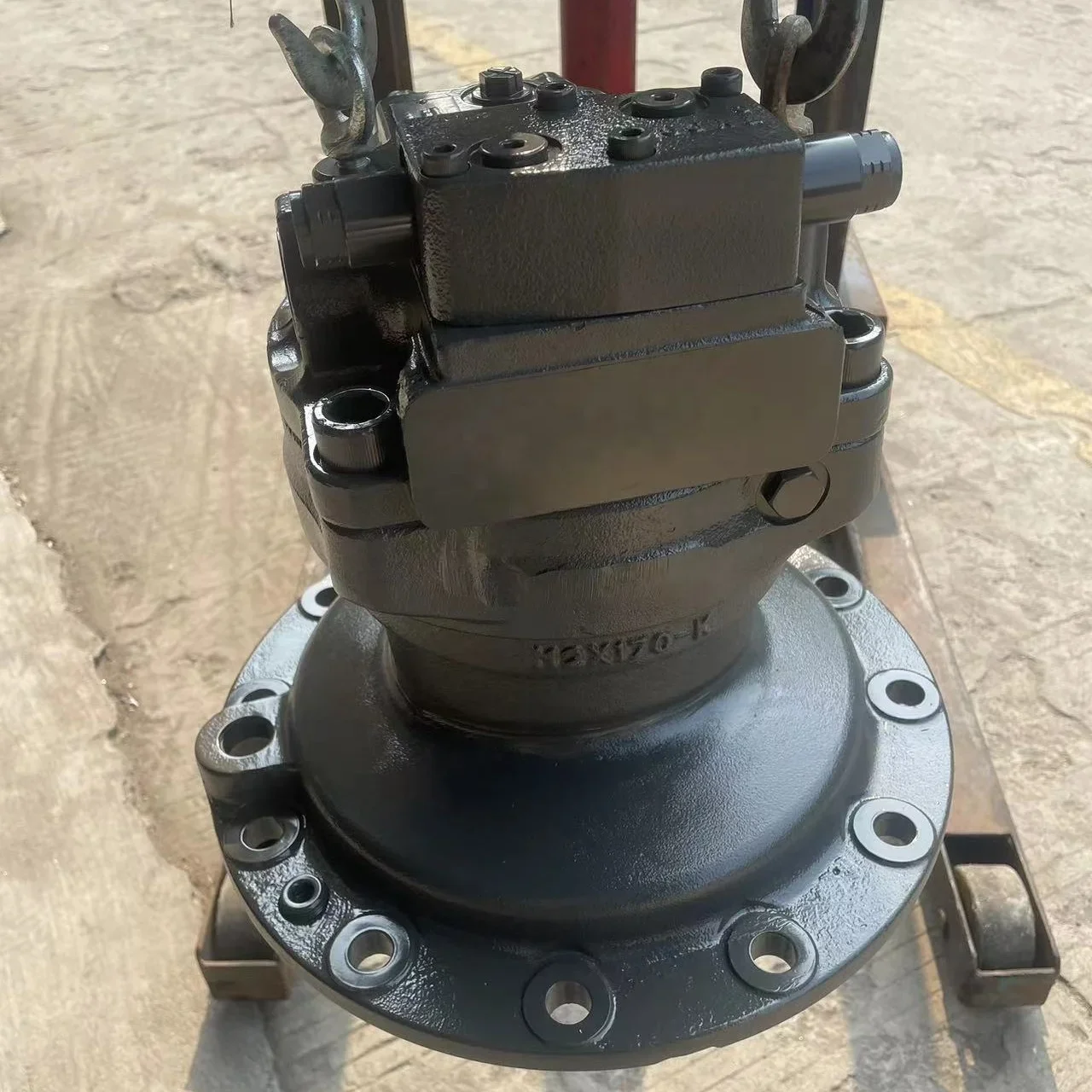 Swing Motor M2X170 M2X96 M5X130 M5X180 for Excavator EC220 EC290 KPM Kawasaki Hydraulic motor