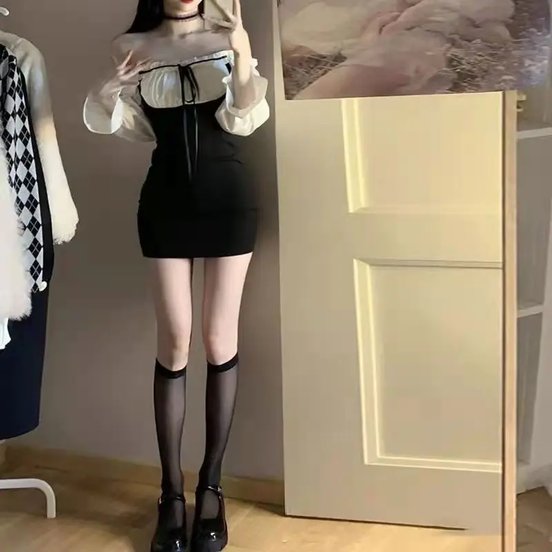 Seksowna Dziewczyna Fałszywa Damska Dwuczęściowa Iluzja Długi Rękaw Francuski Styl Długi Rękaw Ekskluzywna Sukienka Mini Wyszczuplająca Podkreślająca Talia