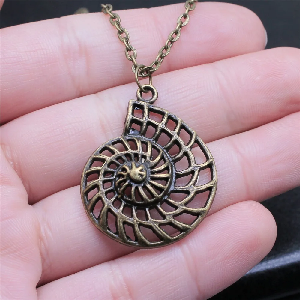 Dropshipping Antique Bronze Color 35x27mm Swirl Pendant Necklace For Women