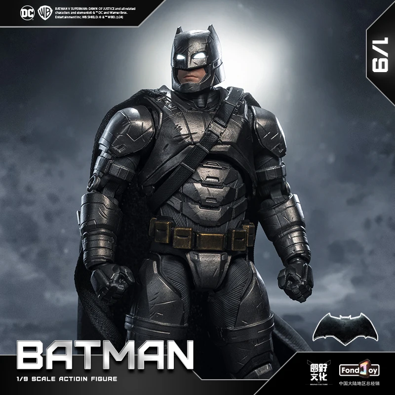 

FondJoy Genuine Original Action Doll Series 1/9 Armored Batman 19CM Peripheral Figurines Toy Gift for Boy Collectible Ornaments