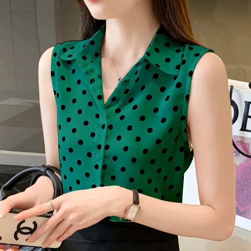 Fashion 2024 Summer Tank Blouses Korean Commuter Printed Polka Dot Polo Collar Sleeveless Chiffon Loose Button Women\'s Shirts
